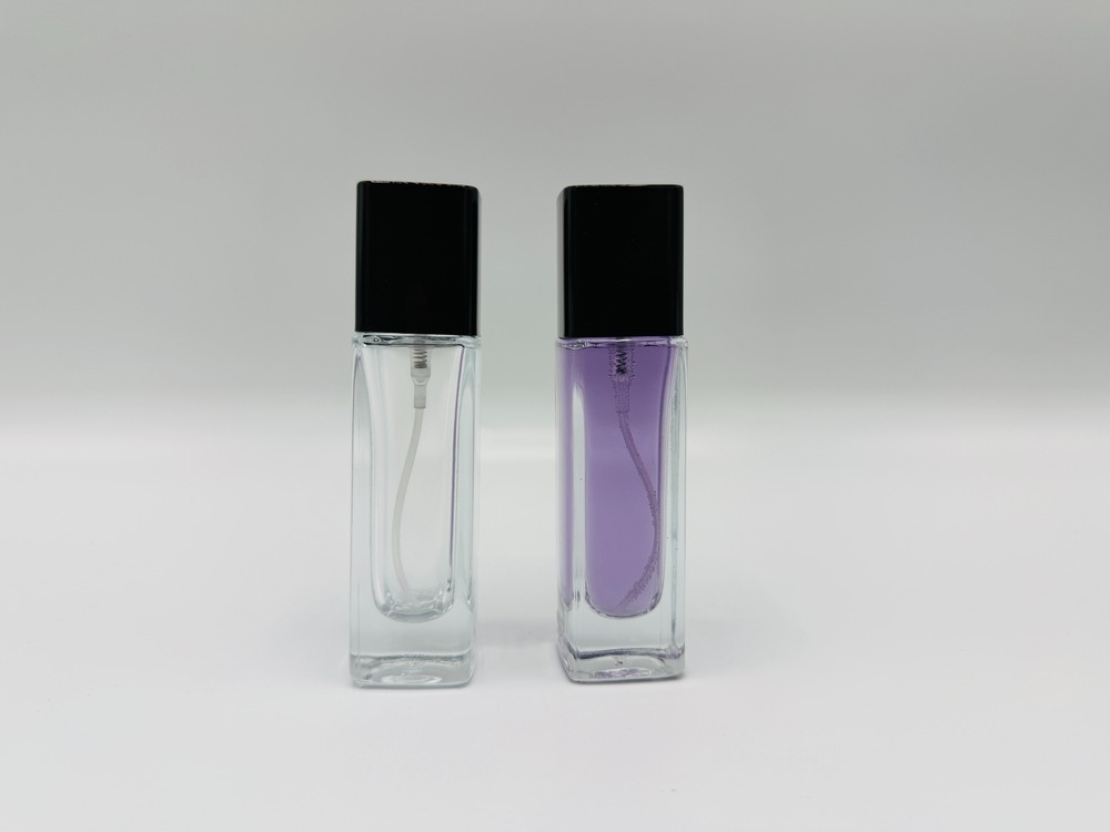 شیشه عطر20 میل  پیچی کد 129